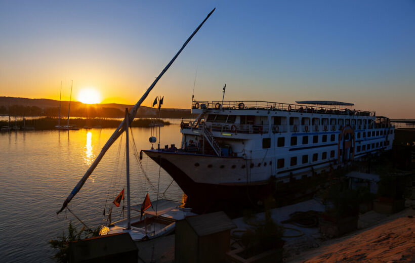 Nile River Dinner Cruise in Cairo | Luxury Dining & Live Show